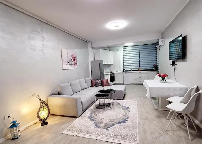 Zen Garden De Lux Nou Pe Malul Marii Apartament *