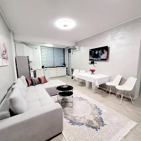 Apartmán Zen Garden De Lux Nou Pe Malul Marii
